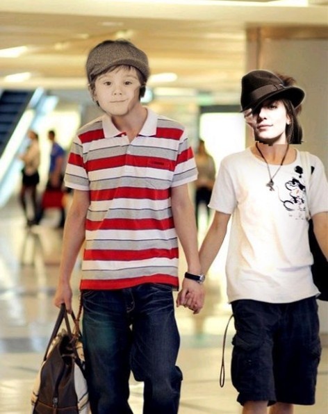 别碰我的人生 卡片大富翁游戏交流 电影