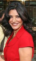 索瑞·安达斯鲁 Shohreh Aghdashloo