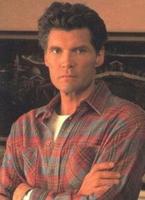 埃沃雷特·麦克吉尔 Everett McGill