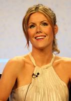 凯瑟琳·罗伯特森 Kathleen Robertson