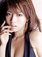 释由美子 Yumiko Shaku