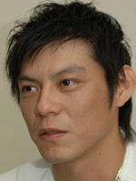 井坂俊哉 Shunya Isaka