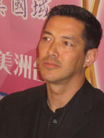 王盛德 Russell Wong