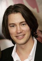 汤姆·威斯多姆 Tom Wisdom