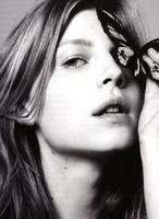 克蕾曼丝·波西 Clemence Poesy