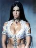 卡罗琳·莫罗 Caroline Munro)