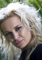 凯尔丝通·沃尔英 Kierston Wareing