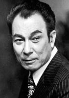 石坚 Jian Shi