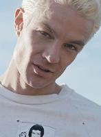 詹姆斯·马斯特斯 James Marsters