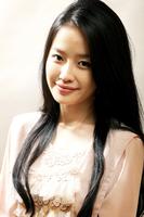 韩业云 Han Yeo-reum