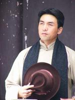刘卫华 Weihua Liu