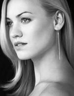 伊冯娜·斯特拉霍夫斯基 Yvonne Strahovski