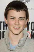 卡梅隆·布莱特 Cameron Bright