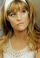 萝玛拉·嘉瑞/Romola Garai