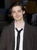汤姆·佩恩 Tom Payne)