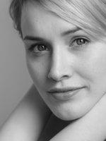 多米妮克·麦克艾丽戈特 Dominique McElligott