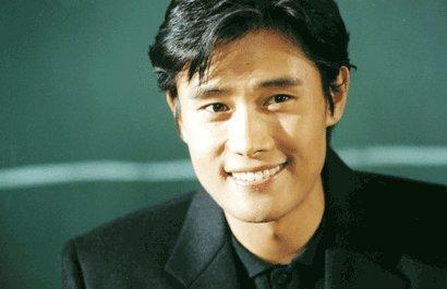 爱的蹦极/Bungee Jumping of Their Own(2001) 电影图片 剧照 #30 大图 410X265