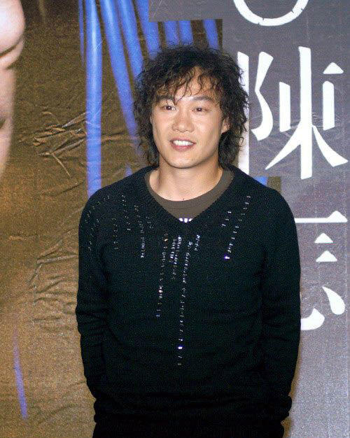 陈奕迅