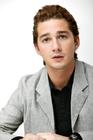 肖像 #12：希亚·拉博夫 Shia LaBeouf