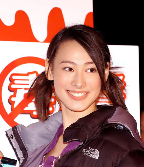 梁洛施 Isabella Leung 生活照 #02