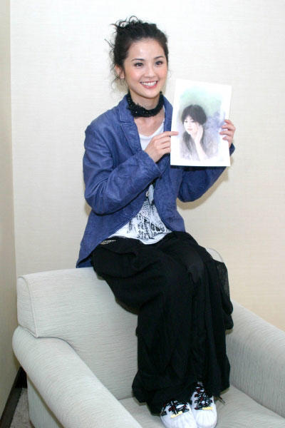 蔡卓妍 Charlene Choi 生活照 #03