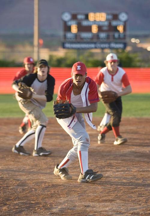 歌舞青春2/High School Musical 2(2007) 电影图片 剧照 #20 大图 711X1024