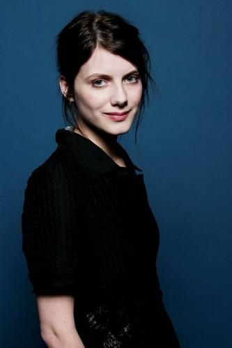 梅拉尼·罗兰 Melanie Laurent 写真 #03