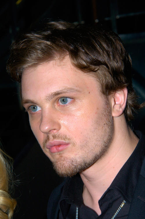 迈克尔·皮特 Michael Pitt 生活照 #02