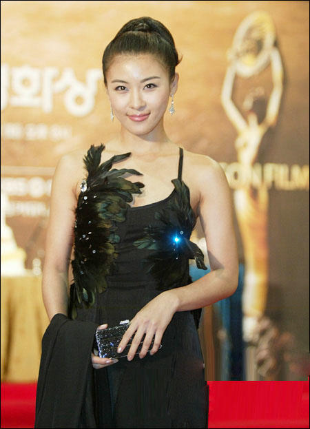 河智苑 Ji-won Ha 生活照 #03