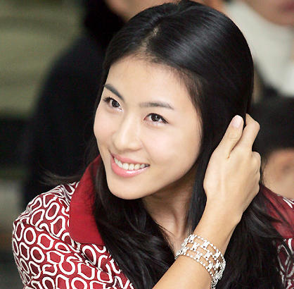 河智苑 Ji-won Ha 生活照 #05