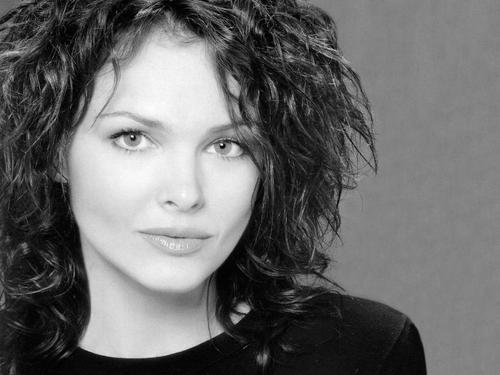 戴安· 梅尔 Dina Meyer 写真 #03
