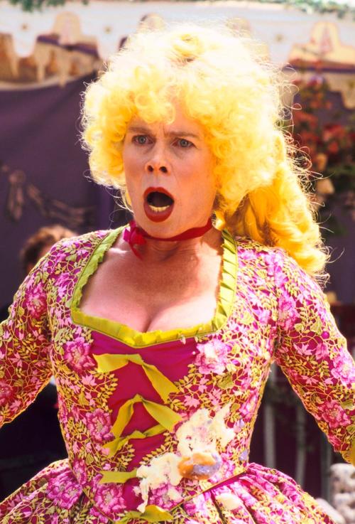 对电影《魔法保姆麦克菲》的一句话影评