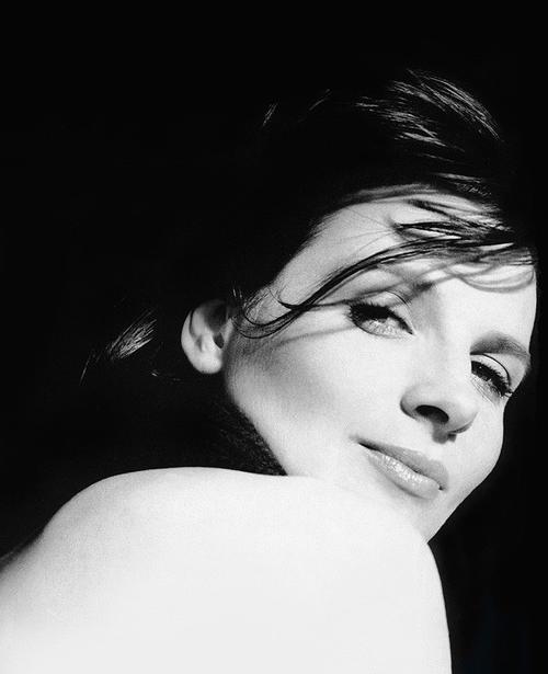 朱丽叶·比诺什 Juliette Binoche 写真 #02