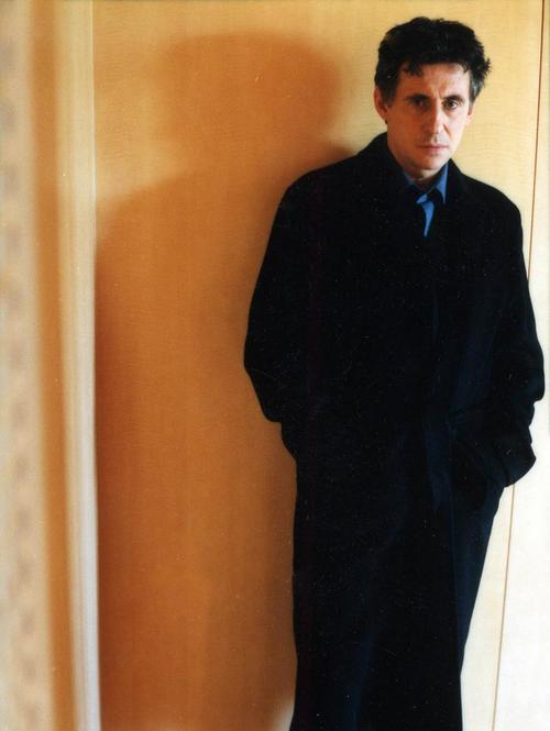 加布里埃尔·伯恩 Gabriel Byrne 写真 #04
