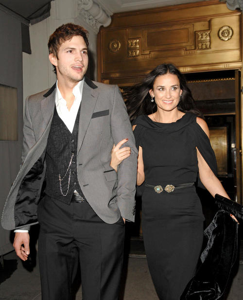 女长男幼风靡欧美 好莱坞著名的姐弟恋