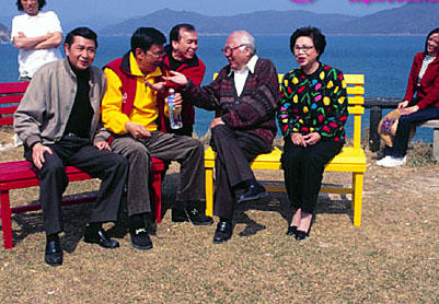 男亲女爱