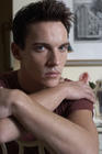 写真 #72：乔纳森·莱斯·梅耶斯 Jonathan Rhys Meyers