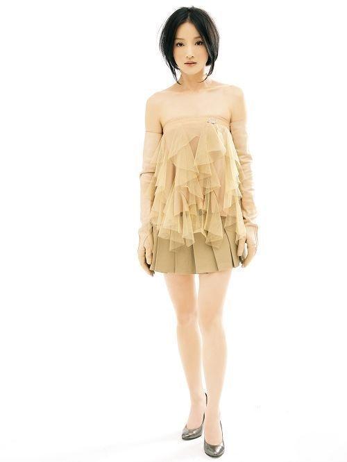 盘点娱乐圈的十大白腿公主 世界如此美好 我却