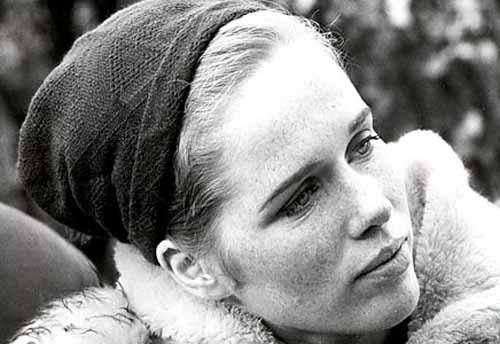 丽芙·乌曼 Liv Ullmann 生活照 #01