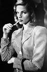 写真 #16：劳伦·白考尔 Lauren Bacall