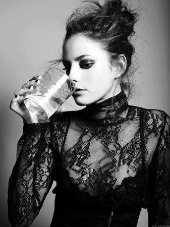 卡雅·斯考达里奥 Kaya Scodelario 写真 #03