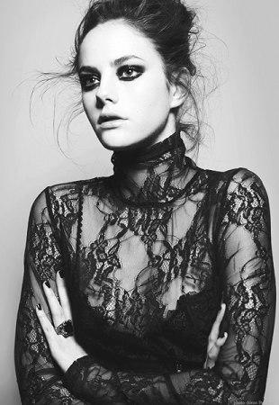 卡雅·斯考达里奥 Kaya Scodelario 写真 #05