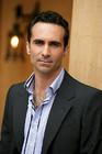 写真 #01：内斯特·卡博内尔 Nestor Carbonell