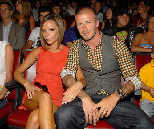 <em>贝克汉姆拉</em>辣妹一起学佛 每天念经5分钟– Mt