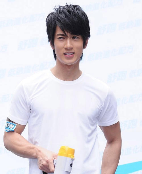 吴尊