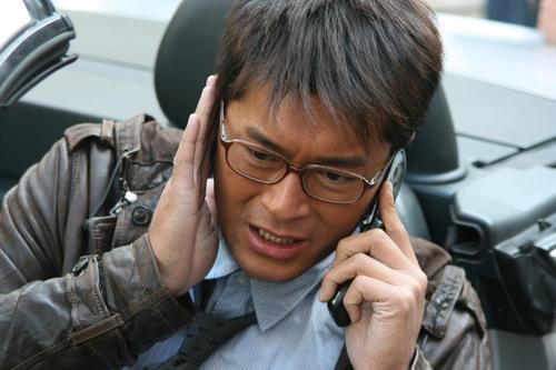 保持通话Connected(2008)剧照 #23