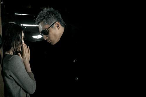 保持通话Connected(2008)剧照 #37