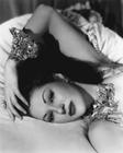 写真 #02：伊冯娜·德·卡洛 Yvonne De Carlo