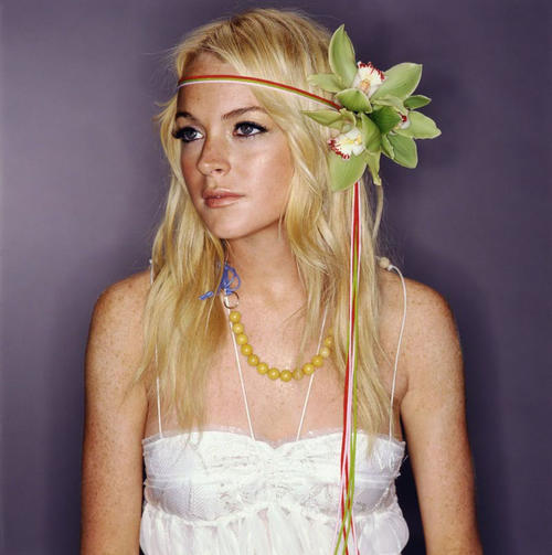 琳赛洛翰拍喜剧《另一边》 小荒岛藏着大秘密