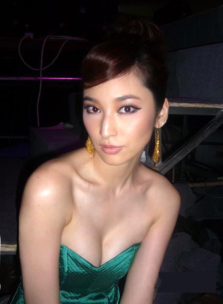  吴佩慈 生活照  #110